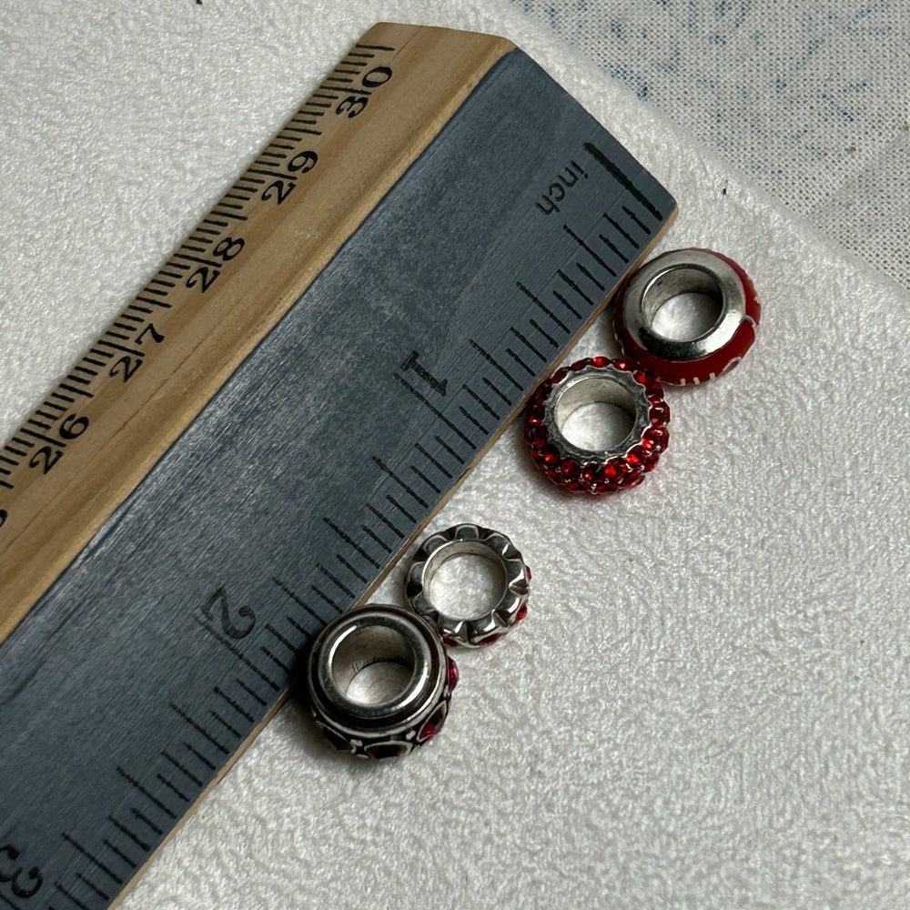 Brighton Sparkly Holiday Spacers Red Crystals Silver Plated Glam Lot of 4 - Picture 12 of 12